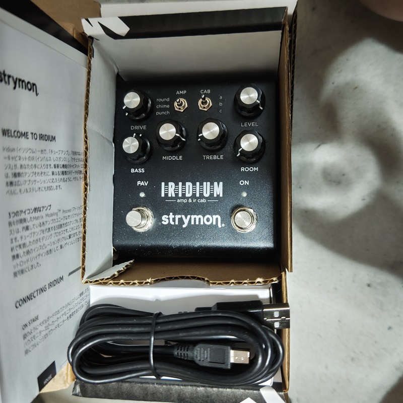 strymon IRIDIUMの画像